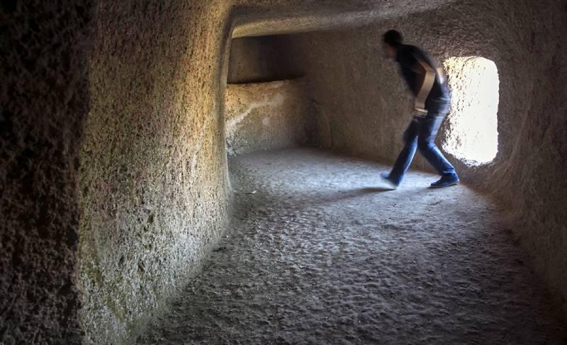 غار خالو حسین